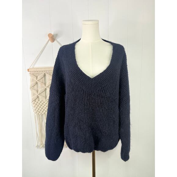 Zara Stretch Wool Blend V Neck Sweater Size Large Navy Blue Oversized Slouchy - Picture 2 of 9